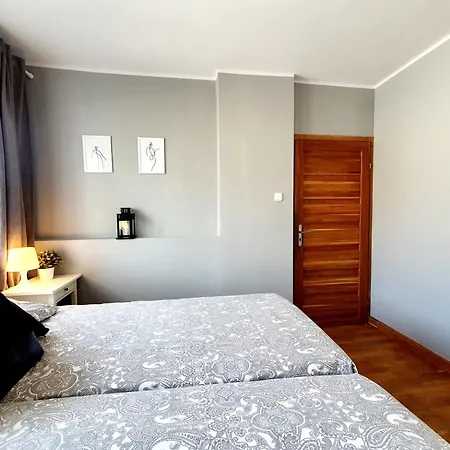 Port 19 Apartment *