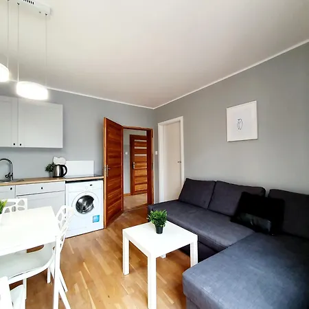 Apartment Port 19